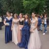 Блясъкът на бала в Бургас: Разкош от цветове при дамите от Руската гимназия, кавалерите - много стил