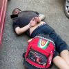 Полицията просна по очи 31-годишен мъж в к-с „Славейков”, ето колко дрога откри в него (Снимки)