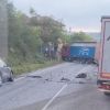 Камион и кола катастрофираха в Прохода на Републиката