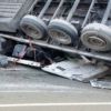 Пак заради спукана гума: Тир се преобърна на АМ "Тракия", движението е затруднено
