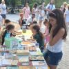 Четете и плетете ли в парка? В бургаската Борисова градинка го правят, при това- майсторски