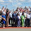 Парадът с най-много заряд е в Бургас днес: Шестват младостта и усмивките – абитуриенти 2025 (СНИМКИ и ВИДЕО)