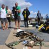 Какво оставяме в морето? Водолази извадиха в Бургас тротинетка, касов апарат и бутилки