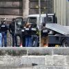 Дързък обир на бижута в Лувъра, крадците избягали със скутер