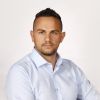 Кметът на средецкото село Светлина ядосан, карали го да шофира съвременна кола със скорост от ХХ век