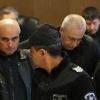 Оставиха в ареста "приятелите" на Роби Уилямс, упорито си искали рушвет от шофьорите