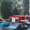 Пожар избухна в блок 56 в бургаския ж.к. „Славейков“, гори в жилището на лежащоболен човек