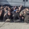 Заловиха 8 мигранти, укрити в тайник на микробус на българо-гръцката граница 