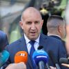 Радев: Чуват се едни фанфари за еврозоната, защо не празнуват с хората?