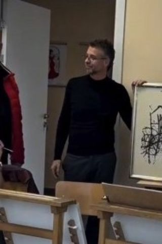  Мисията „Нов роял за талантите на Бургас“: Картини на Георги Баев стават част от нея