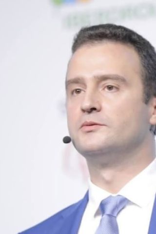 Няма заявен инвеститорски интерес към активите на „Лукойл България“, обяви министър Жечо Станков