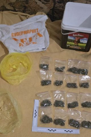 Двама задържани в зрелищна акция в Поморие, вижте какво откриха в тях