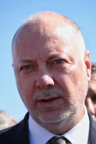 Ревизираният бюджет: корекция на заплатите, на проектите за отбрана и пътища и без концесия на тотото