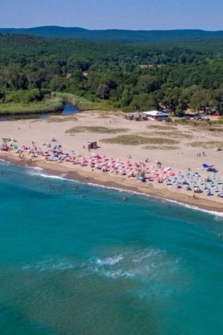 Министерството на туризма разпореди незабавна проверка за строежа на плаж „Бутамята“ край Синеморец