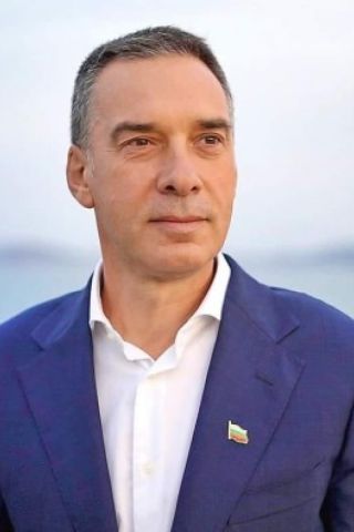 Кметът Димитър Николов поздрави хората с увреждания в Бургас за празника им