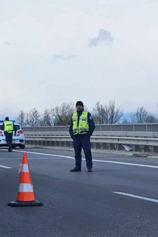 Двама души са загинали при тежка катастрофа на АМ „Тракия“