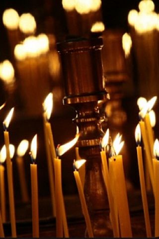 В събота отбелязваме Архангелова задушница, вижте кои автобуси пътуват до гробищния парк