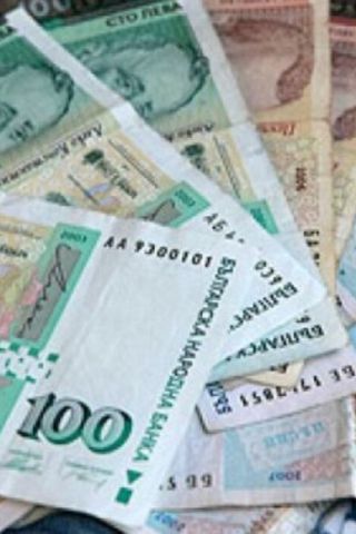 Средната заплата у нас достигна 2549 лв., вижте къде плащат най-много 