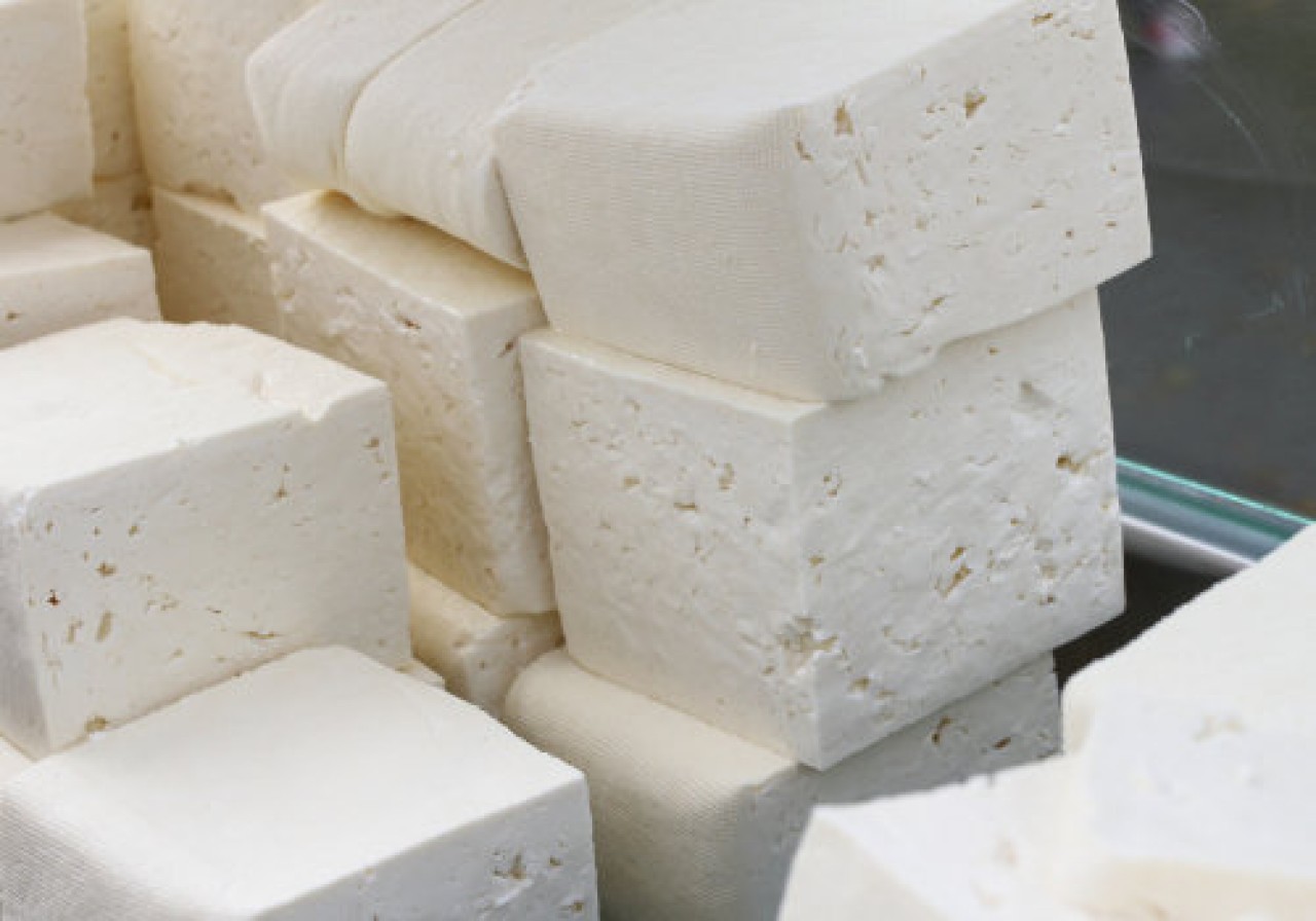 Истинско сирене за 6-7 лв. килограма нямало, пълно е с палмово масло ...