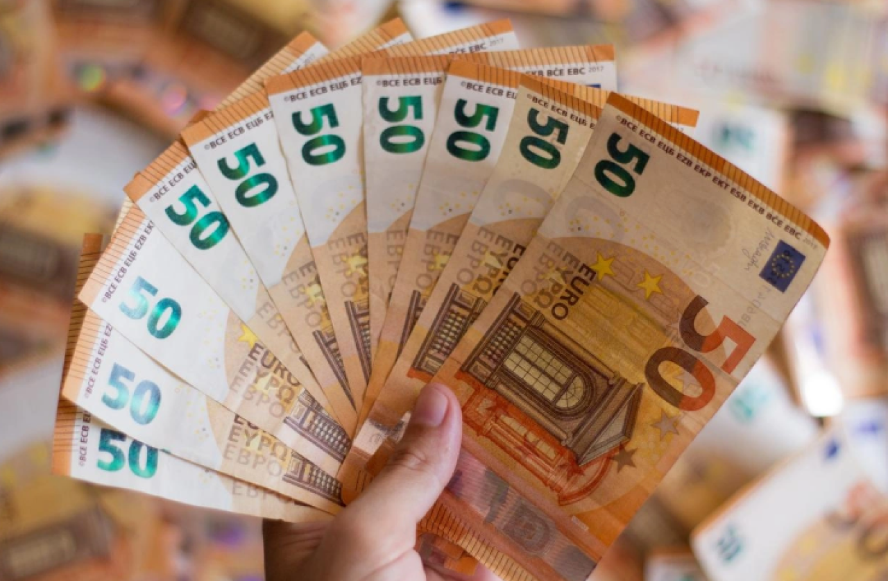 New Government Bill Removes Key Consumer Protections on Payday Loans in Bulgaria