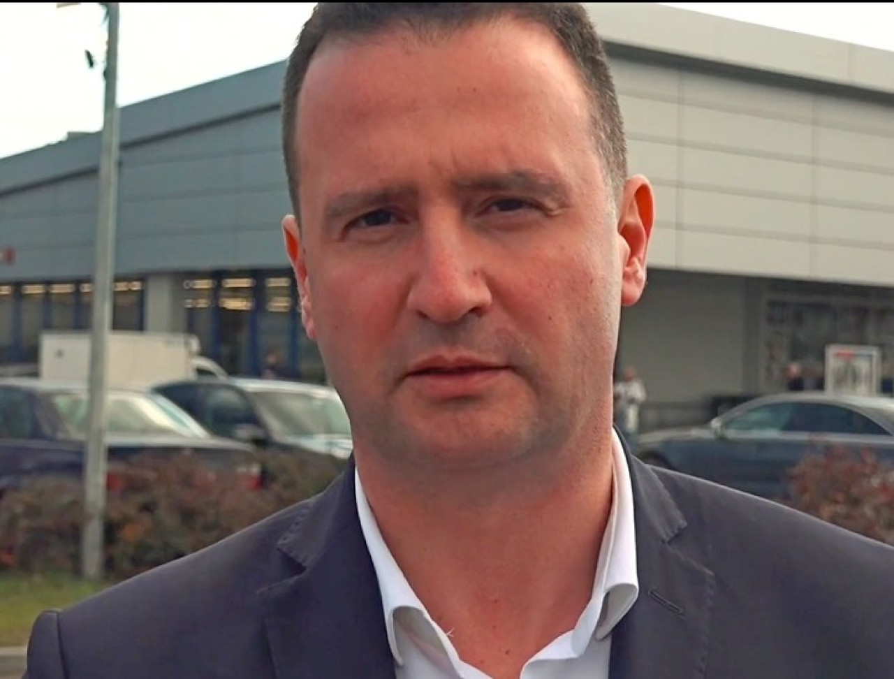 Жечо Станков с нагледен пример как 20 хил. опаковки с мляко стигат до ...