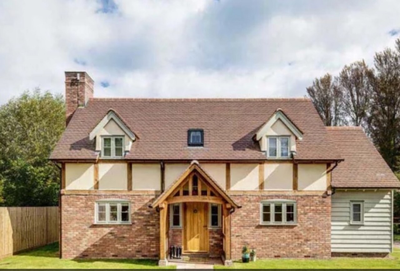 Below home. англия фермерские домики. виды домов. Room guide. Self built.